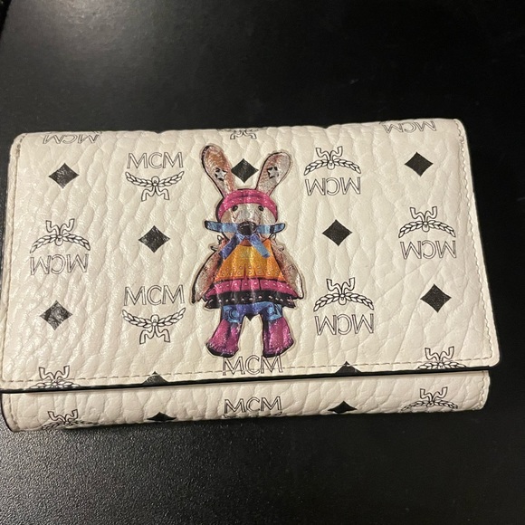 ✨SOLD✨MCM wallet - Picture 1 of 5